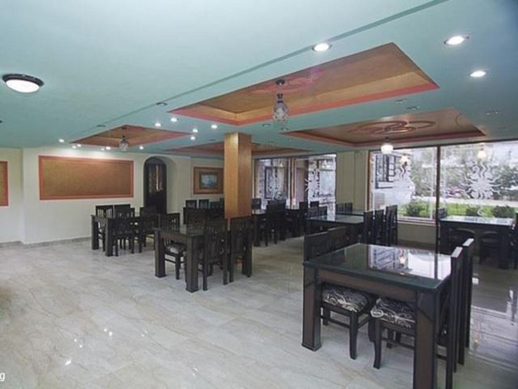 The Grand Welcome Hotel Manali  Exterior photo